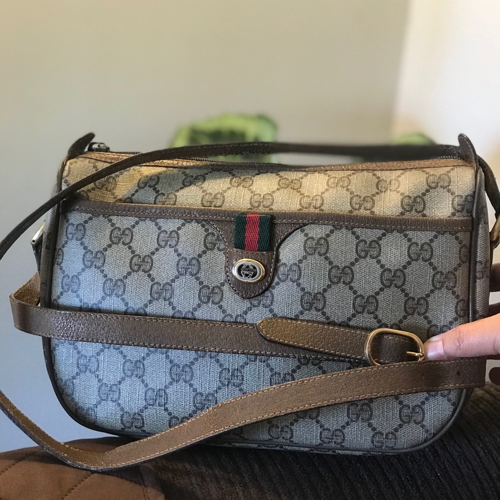 Gucci sling